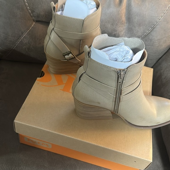 Brand new korks Ankle Boots - Picture 4 of 4